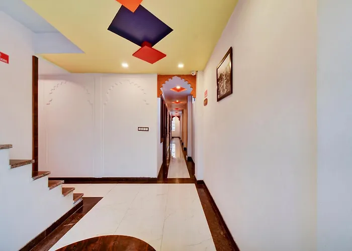 Collection O Shree Ji Palace