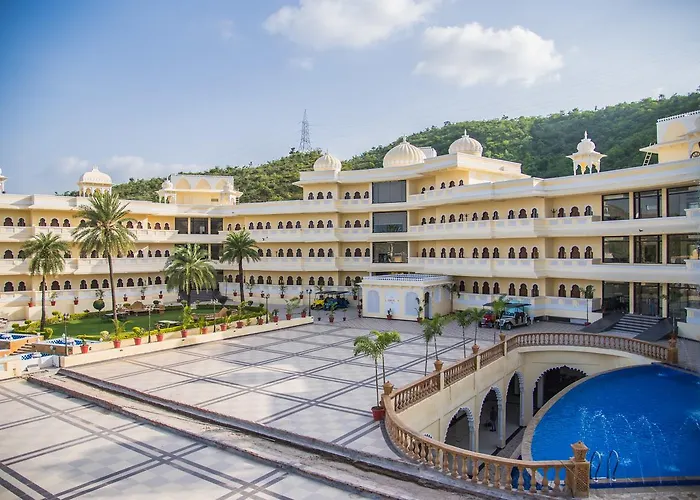 Labh Garh Palace
